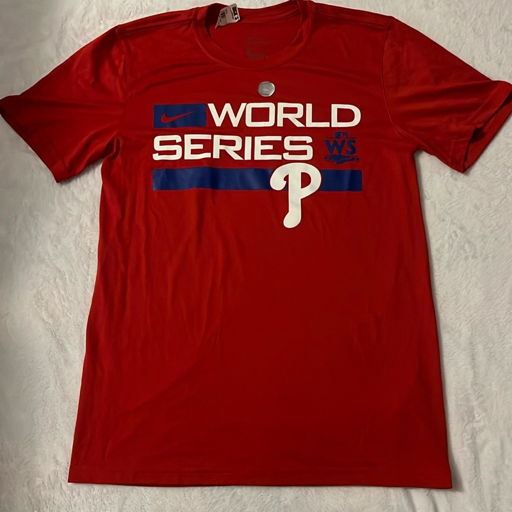 Phillies T-shirt
